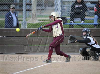 Thumbnail 2 in Whitney vs Vacaville (Stephanie LeDoux Tournament) photogallery.