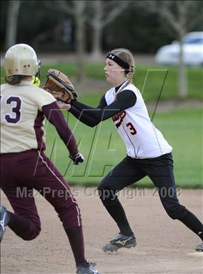Thumbnail 1 in Whitney vs Vacaville (Stephanie LeDoux Tournament) photogallery.