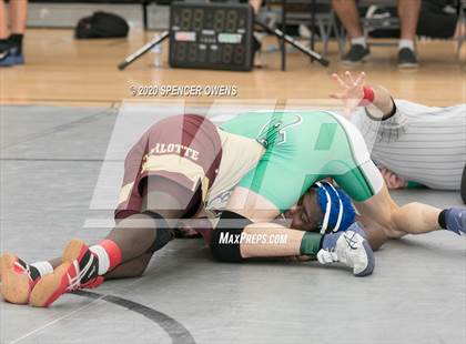 Thumbnail 2 in NCHSAA 4A West Regional Tournament photogallery.