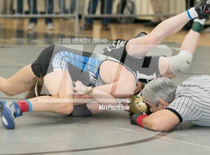 Thumbnail 2 in NCHSAA 4A West Regional Tournament photogallery.