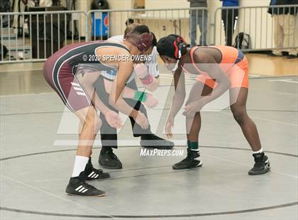 Thumbnail 3 in NCHSAA 4A West Regional Tournament photogallery.