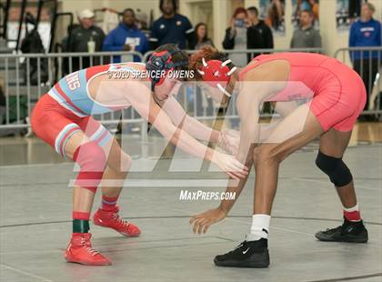 Thumbnail 1 in NCHSAA 4A West Regional Tournament photogallery.