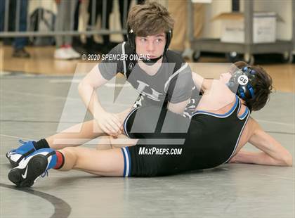 Thumbnail 1 in NCHSAA 4A West Regional Tournament photogallery.