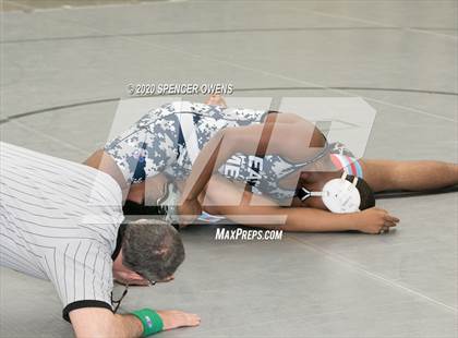 Thumbnail 2 in NCHSAA 4A West Regional Tournament photogallery.