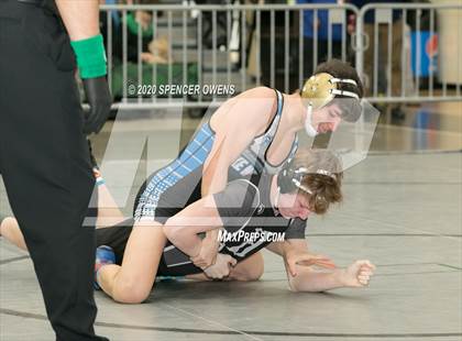 Thumbnail 3 in NCHSAA 4A West Regional Tournament photogallery.