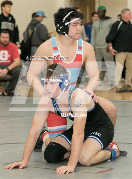 Thumbnail 2 in NCHSAA 4A West Regional Tournament photogallery.