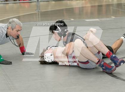 Thumbnail 1 in NCHSAA 4A West Regional Tournament photogallery.