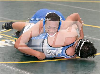 Thumbnail 2 in NCHSAA 4A West Regional Tournament photogallery.