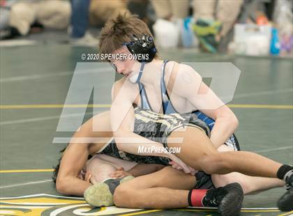 Thumbnail 3 in NCHSAA 4A West Regional Tournament photogallery.