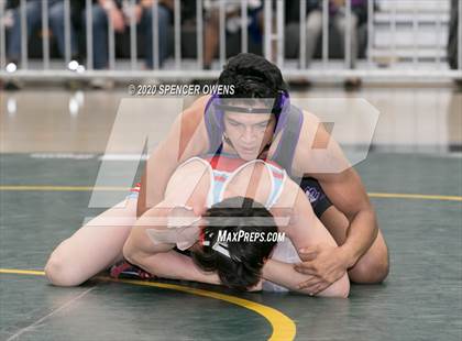 Thumbnail 2 in NCHSAA 4A West Regional Tournament photogallery.
