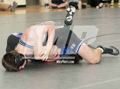 Thumbnail 2 in NCHSAA 4A West Regional Tournament photogallery.