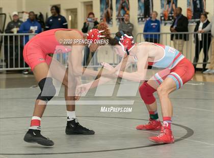 Thumbnail 3 in NCHSAA 4A West Regional Tournament photogallery.