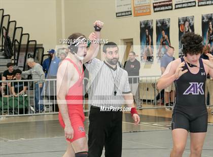 Thumbnail 2 in NCHSAA 4A West Regional Tournament photogallery.