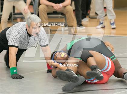 Thumbnail 2 in NCHSAA 4A West Regional Tournament photogallery.