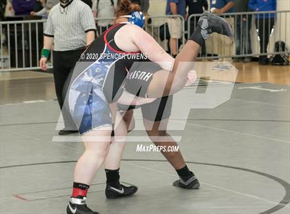 Thumbnail 1 in NCHSAA 4A West Regional Tournament photogallery.