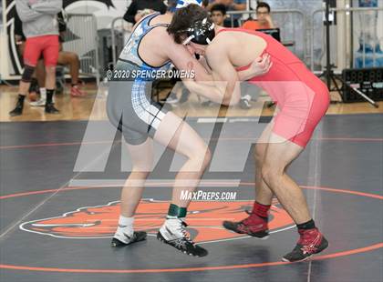 Thumbnail 2 in NCHSAA 4A West Regional Tournament photogallery.