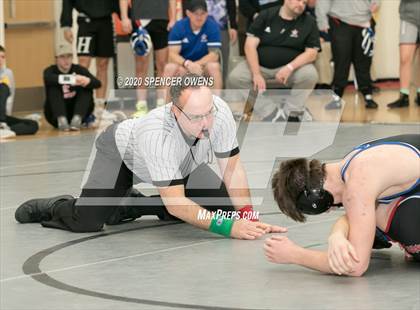 Thumbnail 3 in NCHSAA 4A West Regional Tournament photogallery.