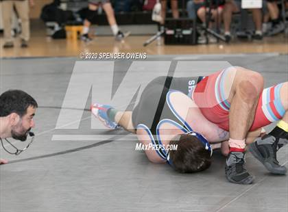 Thumbnail 3 in NCHSAA 4A West Regional Tournament photogallery.
