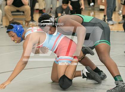 Thumbnail 3 in NCHSAA 4A West Regional Tournament photogallery.