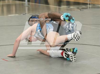 Thumbnail 2 in NCHSAA 4A West Regional Tournament photogallery.