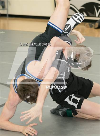 Thumbnail 1 in NCHSAA 4A West Regional Tournament photogallery.