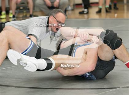Thumbnail 2 in NCHSAA 4A West Regional Tournament photogallery.