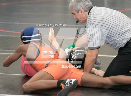 Thumbnail 1 in NCHSAA 4A West Regional Tournament photogallery.