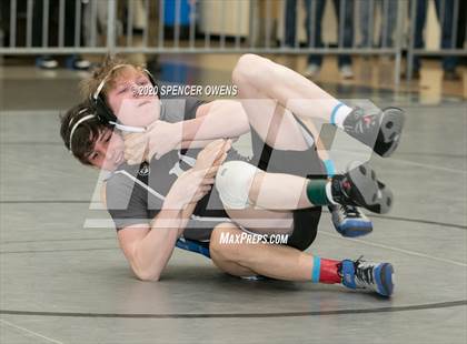 Thumbnail 2 in NCHSAA 4A West Regional Tournament photogallery.