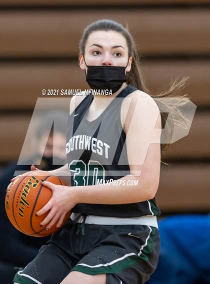 Thumbnail 1 in Fremont @ Lincoln Southwest photogallery.