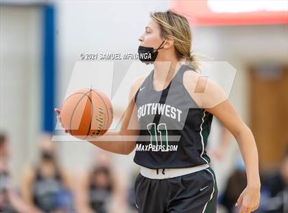 Thumbnail 2 in Fremont @ Lincoln Southwest photogallery.