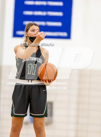 Thumbnail 3 in Fremont @ Lincoln Southwest photogallery.