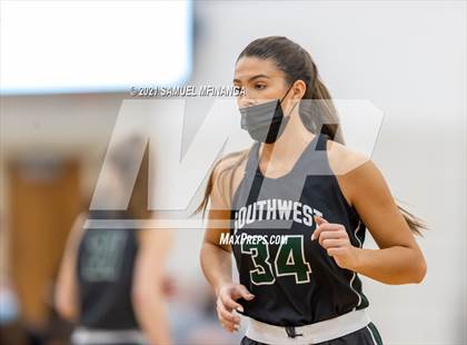 Thumbnail 1 in Fremont @ Lincoln Southwest photogallery.