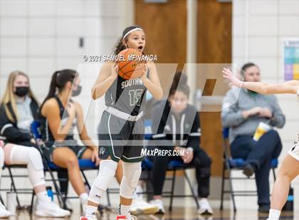 Thumbnail 2 in Fremont @ Lincoln Southwest photogallery.