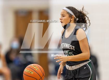 Thumbnail 1 in Fremont @ Lincoln Southwest photogallery.