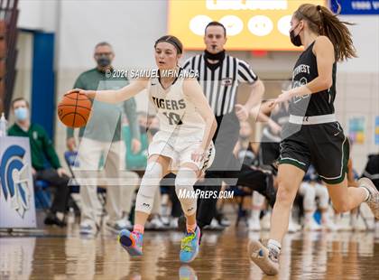 Thumbnail 1 in Fremont @ Lincoln Southwest photogallery.