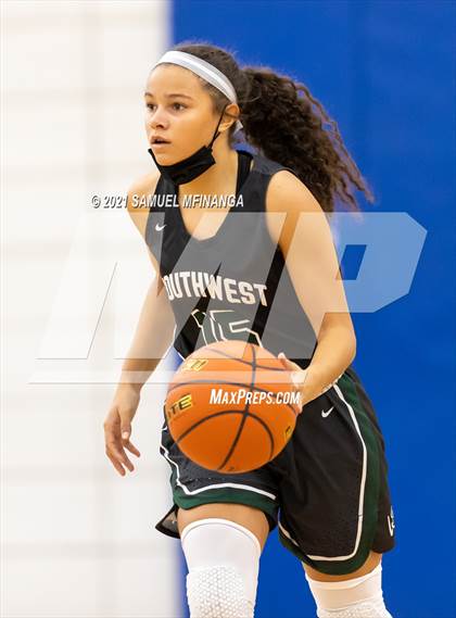 Thumbnail 3 in Fremont @ Lincoln Southwest photogallery.