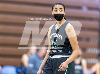 Thumbnail 1 in Fremont @ Lincoln Southwest photogallery.