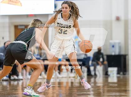 Thumbnail 3 in Fremont @ Lincoln Southwest photogallery.