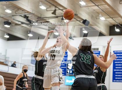 Thumbnail 2 in Fremont @ Lincoln Southwest photogallery.