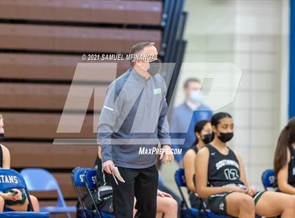 Thumbnail 1 in Fremont @ Lincoln Southwest photogallery.