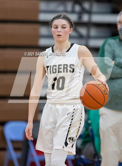 Thumbnail 1 in Fremont @ Lincoln Southwest photogallery.