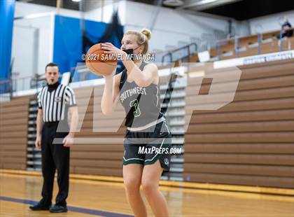 Thumbnail 3 in Fremont @ Lincoln Southwest photogallery.