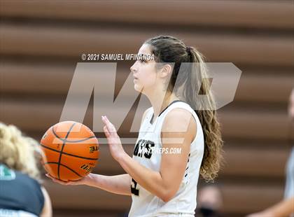 Thumbnail 3 in Fremont @ Lincoln Southwest photogallery.