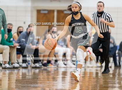 Thumbnail 1 in Fremont @ Lincoln Southwest photogallery.