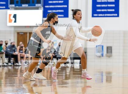 Thumbnail 1 in Fremont @ Lincoln Southwest photogallery.