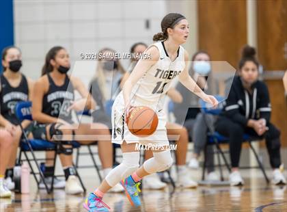 Thumbnail 3 in Fremont @ Lincoln Southwest photogallery.