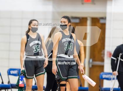 Thumbnail 1 in Fremont @ Lincoln Southwest photogallery.