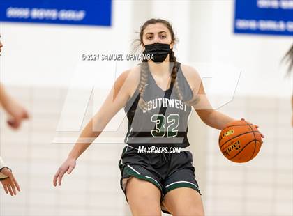 Thumbnail 2 in Fremont @ Lincoln Southwest photogallery.