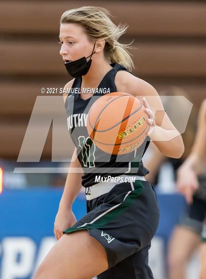 Thumbnail 2 in Fremont @ Lincoln Southwest photogallery.