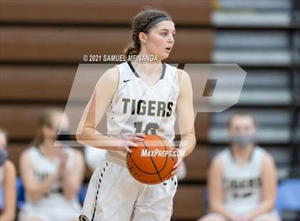 Thumbnail 3 in Fremont @ Lincoln Southwest photogallery.